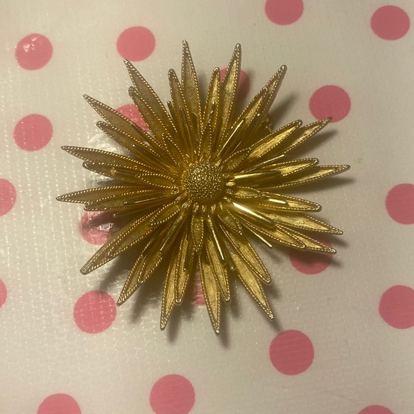 Misc. jewelry - Picture 1 of 4